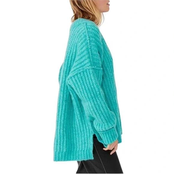 Free People slouchy sweater Knitted Blue Bell V Neck Pullover medium oversized - Picture 7 of 16